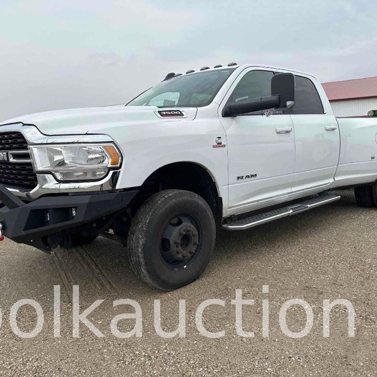 2022 DODGE 3500