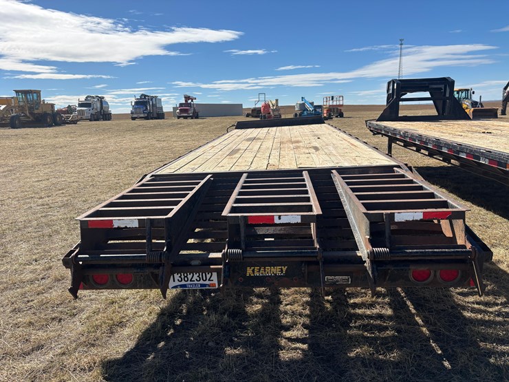 2014-kearney-flatbed-trailer-image-4