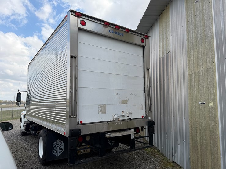 2004-international-durastar-4300-image-4