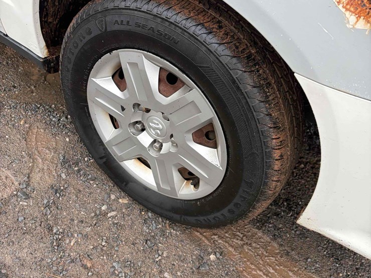 2013-dodge-caravan-image-7