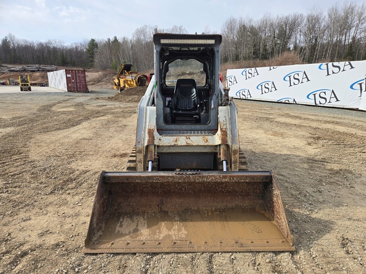 takeuchi-tl240-image-8