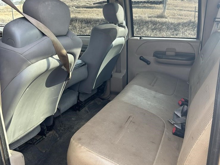 2001-ford-f350-xl-image-23