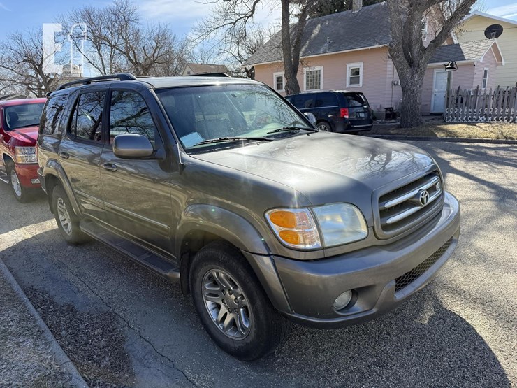 2009-toyota-sequoia-image-5