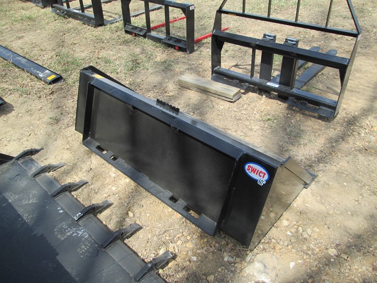 #44085-•-60"-skid-steer-bucket-image-3