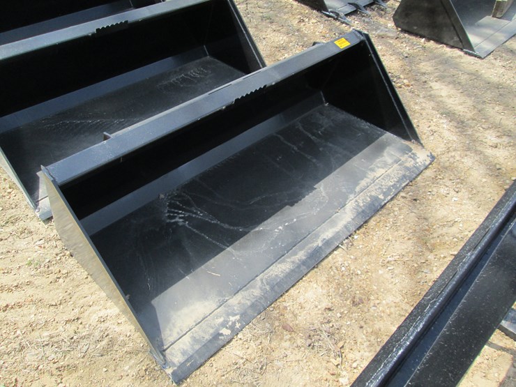 #44095-•-66"-skid-steer-bucket-image-2