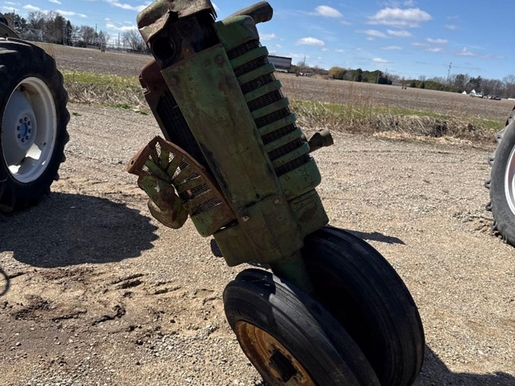 john-deere-a-image-2