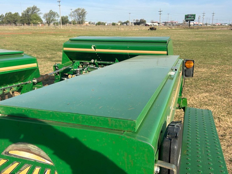 great-plains-3s3000hd-image-13