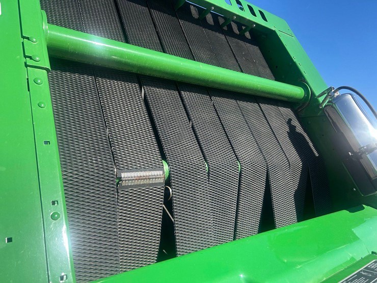 2024-john-deere-561r-image-20