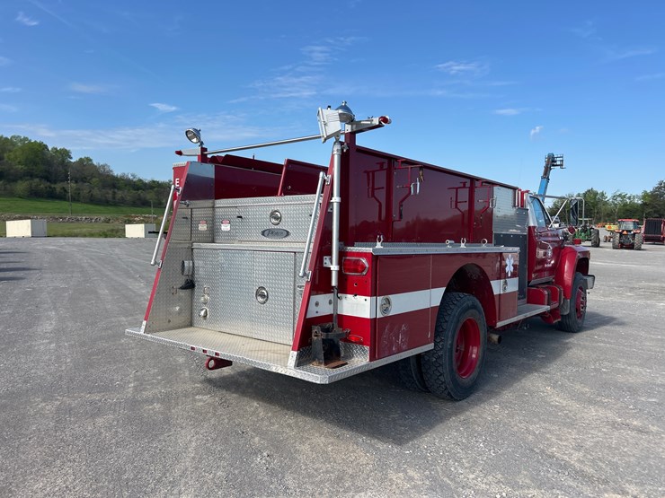 1991-ford-f800-image-6