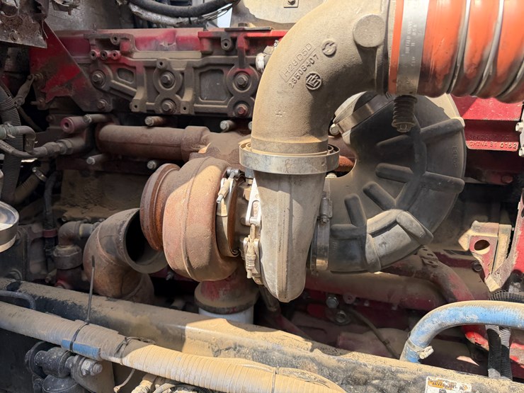 2012-kenworth-900b-image-65