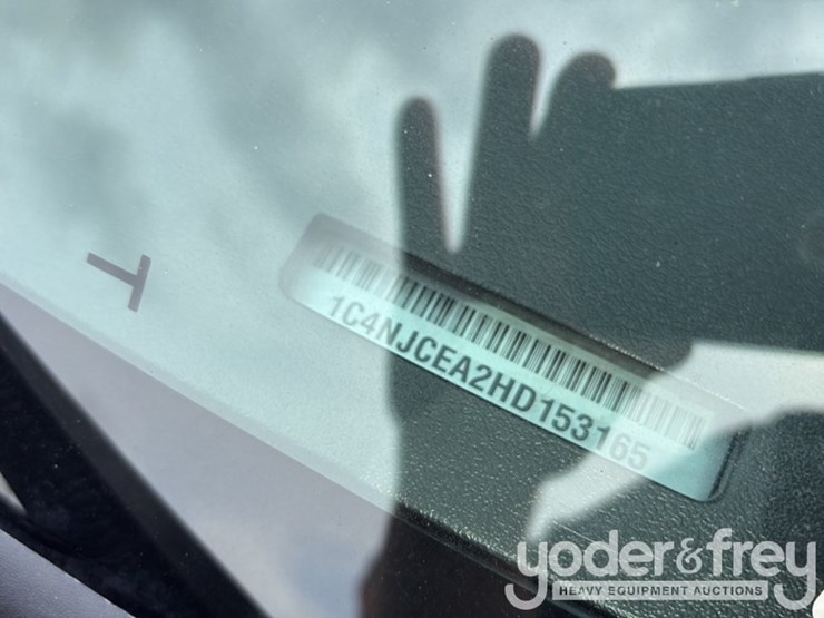 2017-jeep-compass-image-36