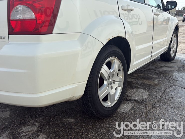 2009-dodge-caliber-image-19