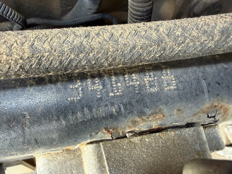 2012-kenworth-900b-image-97