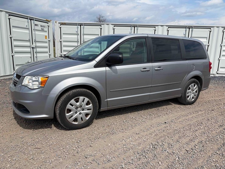 2015-dodge-grand-caravan-image-1