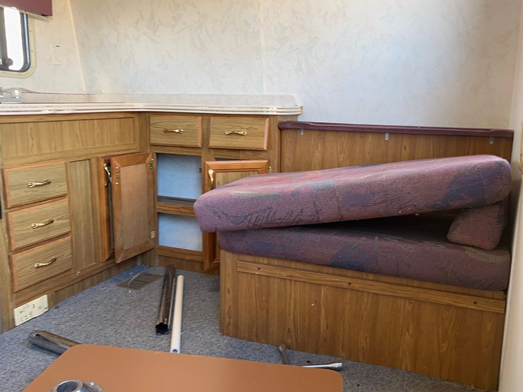 1997-gulf-stream-camper/office-image-26