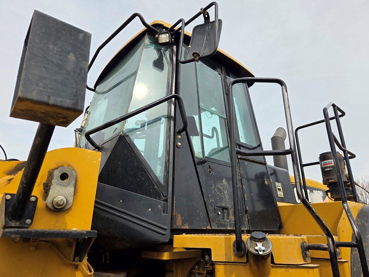 caterpillar-980h-image-36