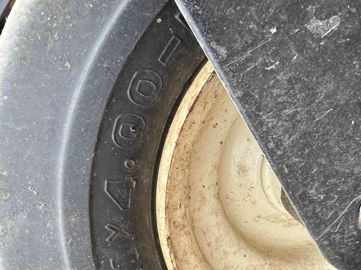 cub-cadet-zero-turn-lawn-mower-image-10