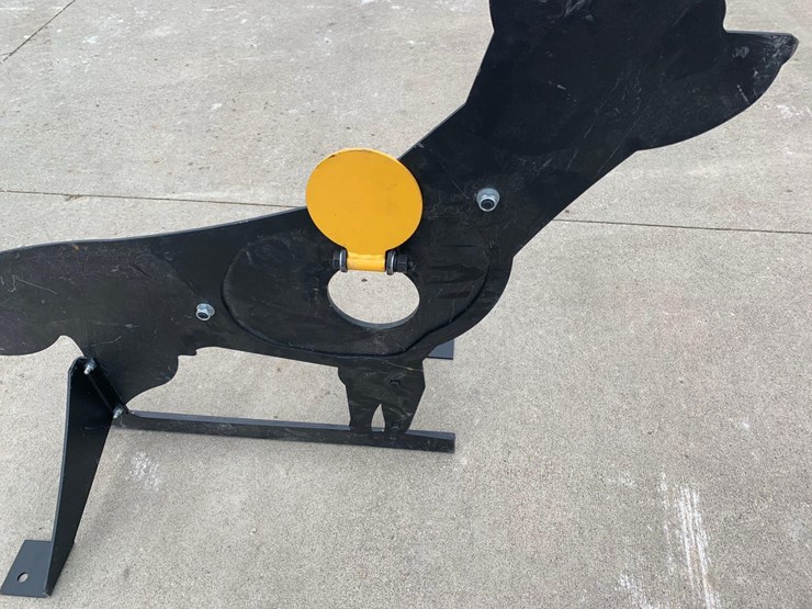 ar500-steel-coyote-shooting-target-with-heart-flapper-image-3