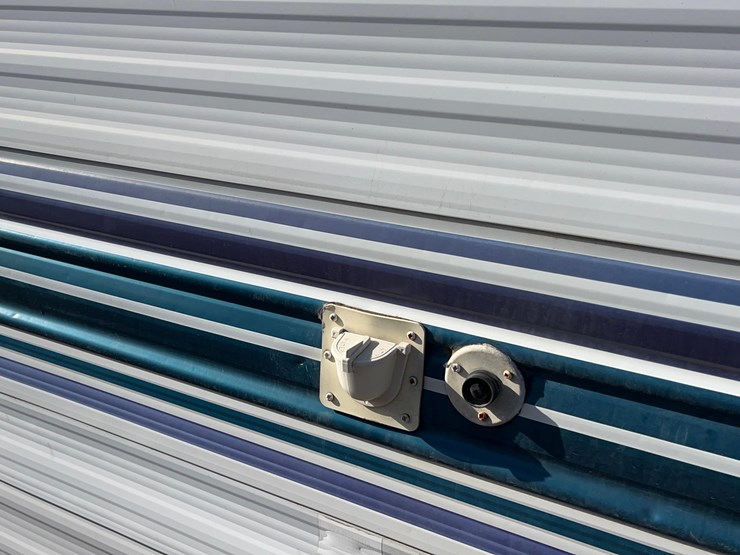 1997-gulf-stream-camper/office-image-23