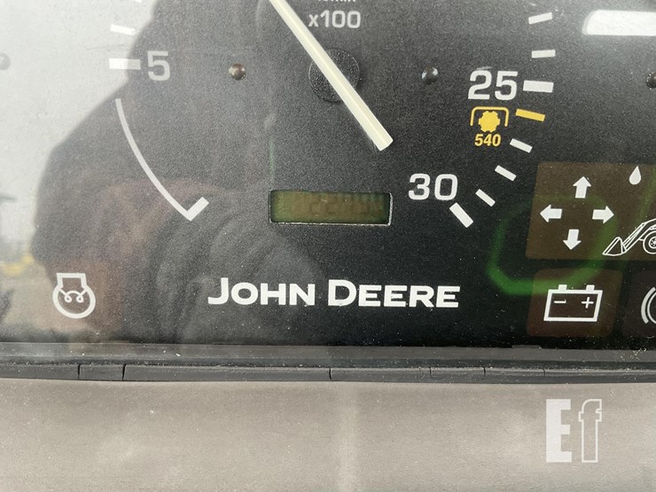 2003-deere-110-image-14
