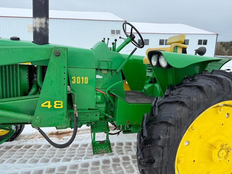 john-deere-3010-image-12