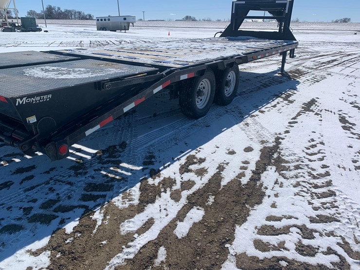 2020-pj-gooseneck-trailer-image-5