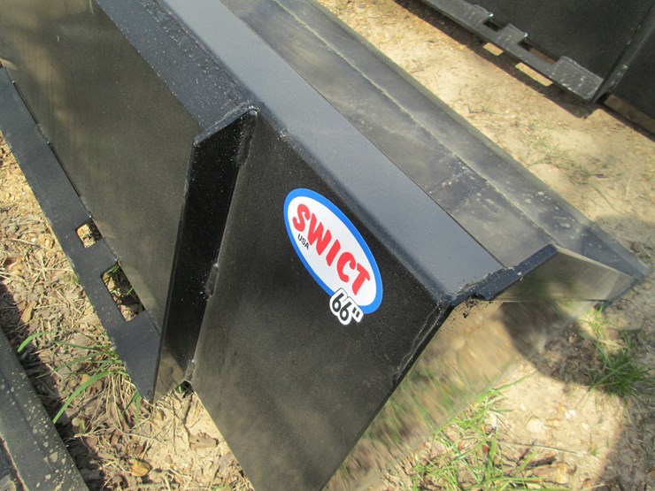 #44093-•-66"-skid-steer-bucket-image-4