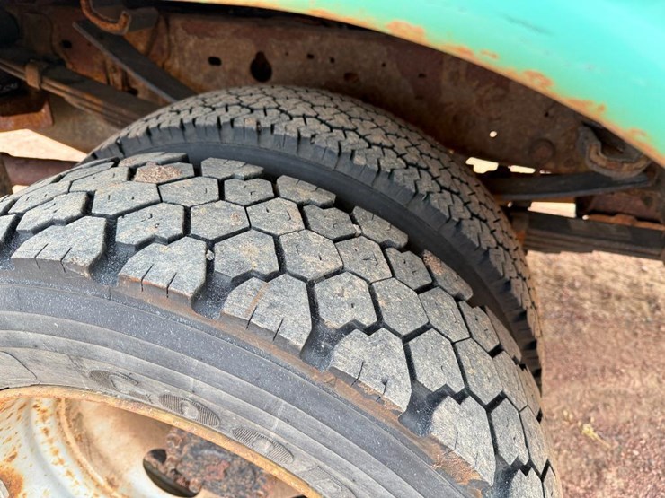 ford-f450-xl-image-12