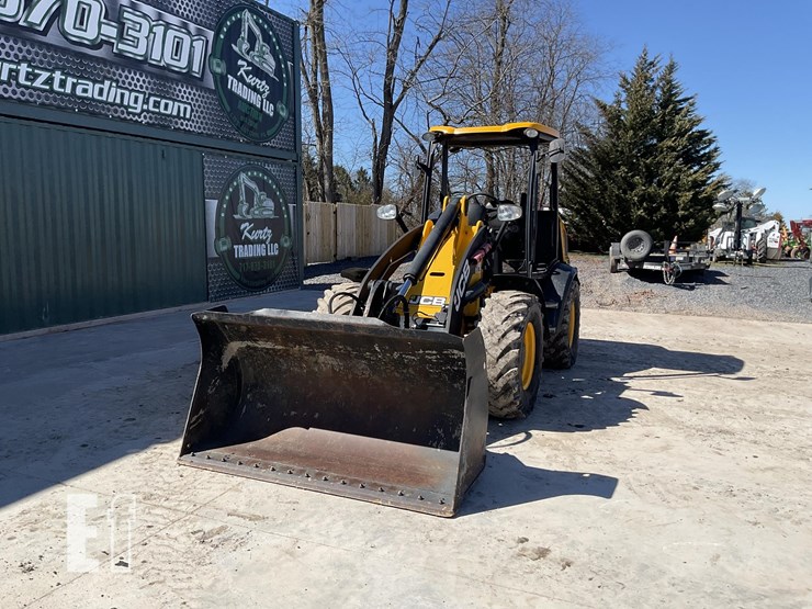 2019-jcb-409-image-8