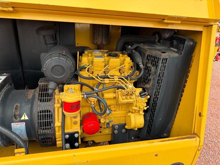 caterpillar-c15-image-20