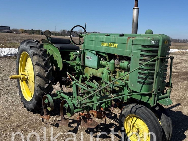 john-deere-mt-image-1