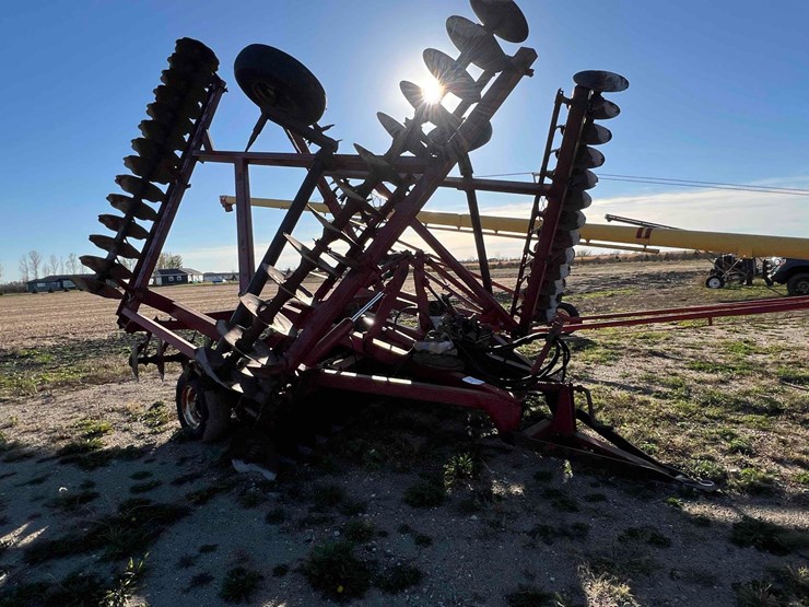 international-490-image-2