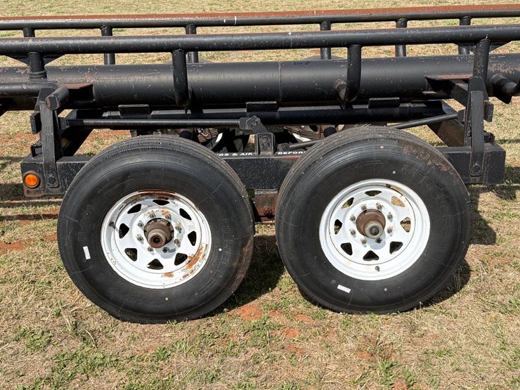 ez-haul-hay-trailer-image-3