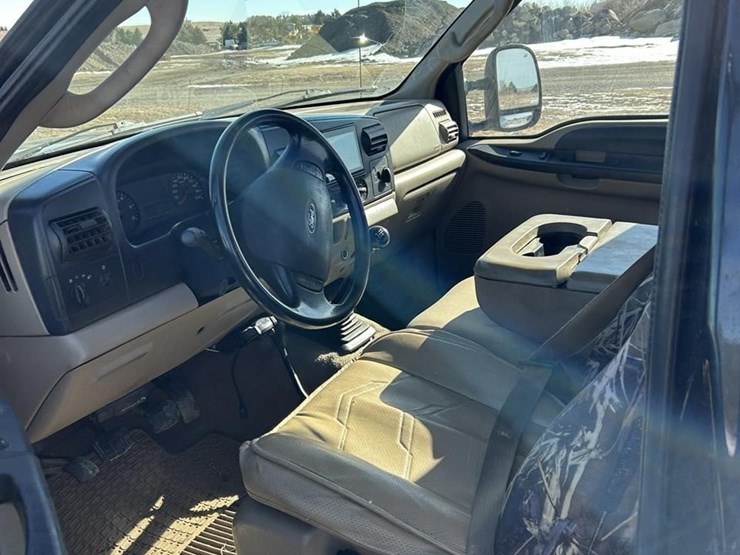 2006-ford-f250-lariat-image-11