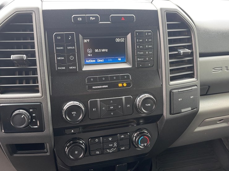 2017-ford-f250-image-12