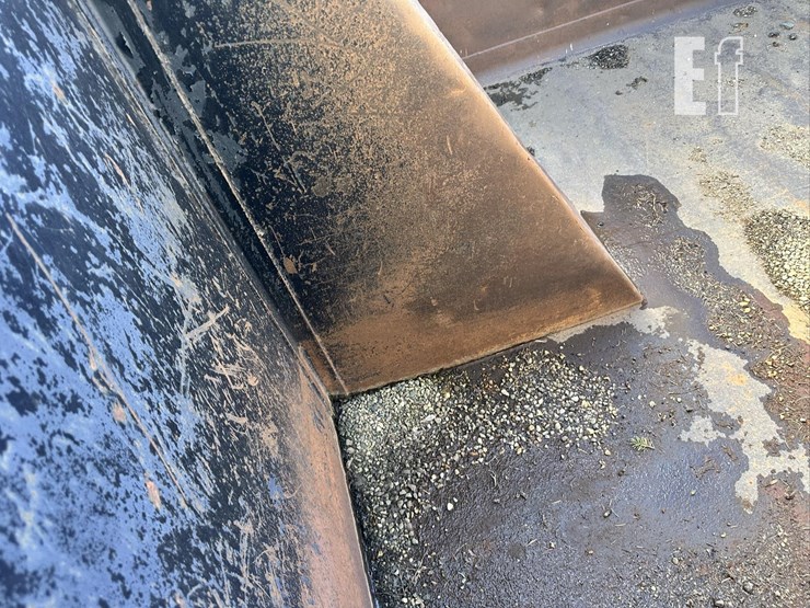 1991-freightliner-fld120-image-38