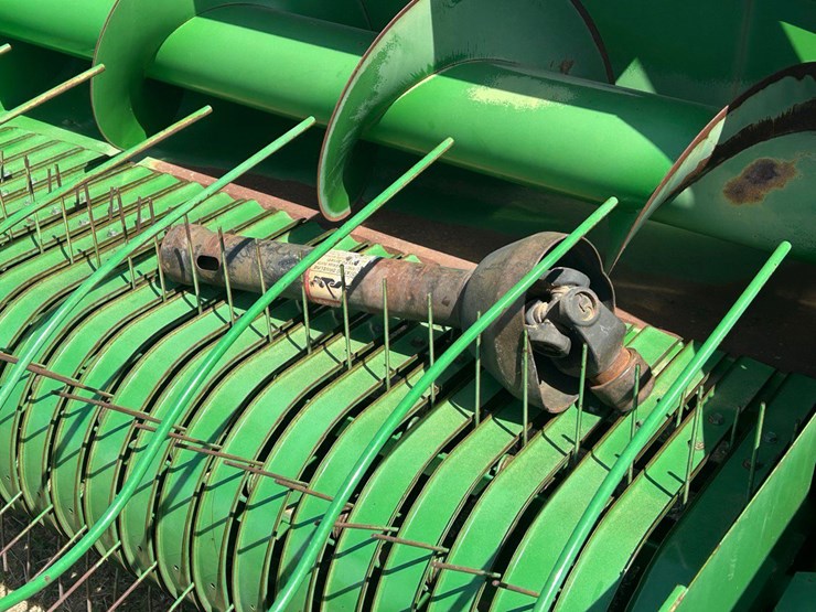 john-deere-348-image-18