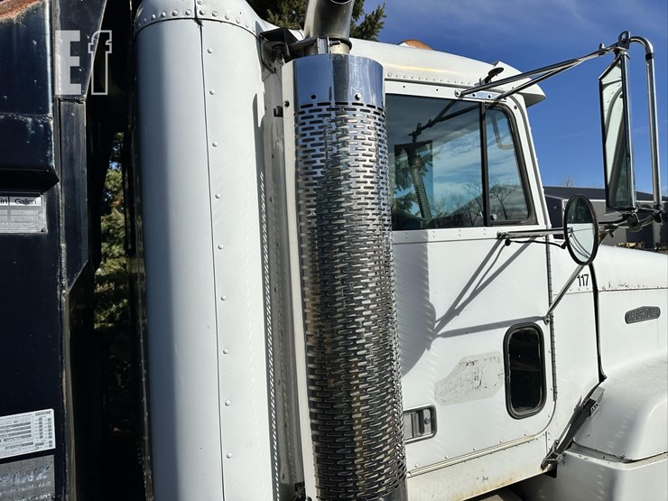 1991-freightliner-fld120-image-21