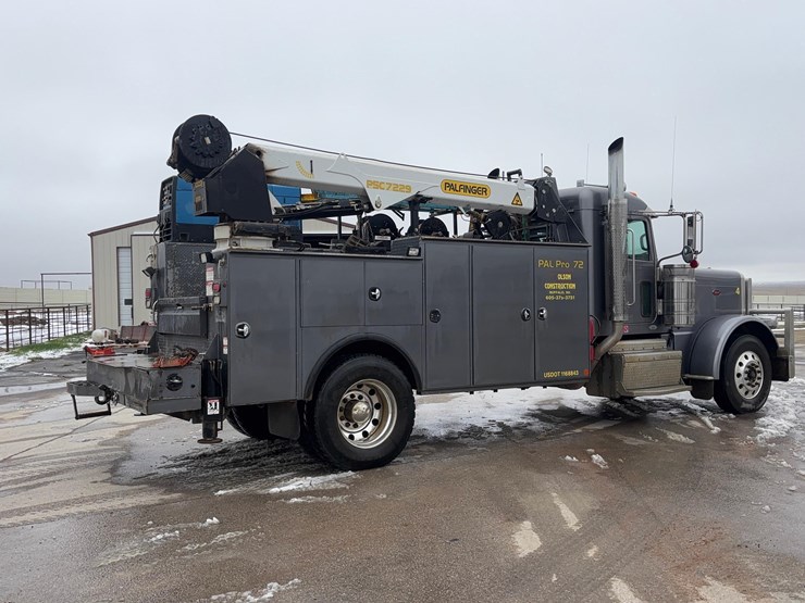 2014-peterbilt-389-image-5