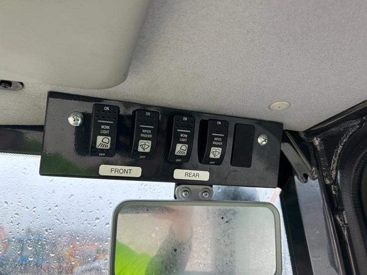 2016-yanmar-v4-7-image-21