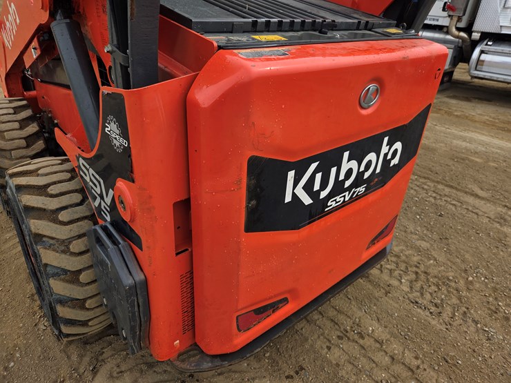 kubota-ssv75-image-21
