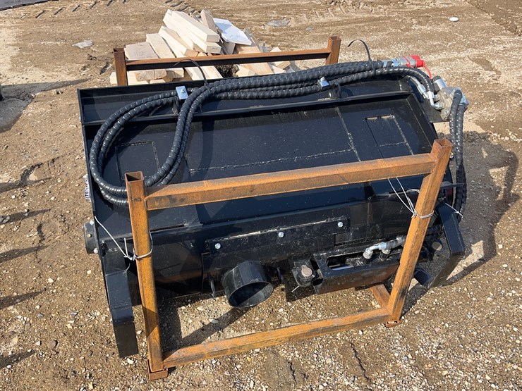 skid-steer-concrete-mixer-image-4