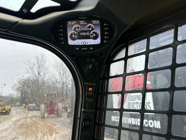 2019-bobcat-t870-image-29