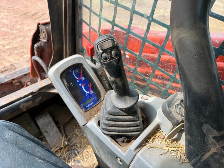 kubota-svl90-2-image-33