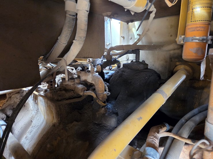 caterpillar-980h-image-35