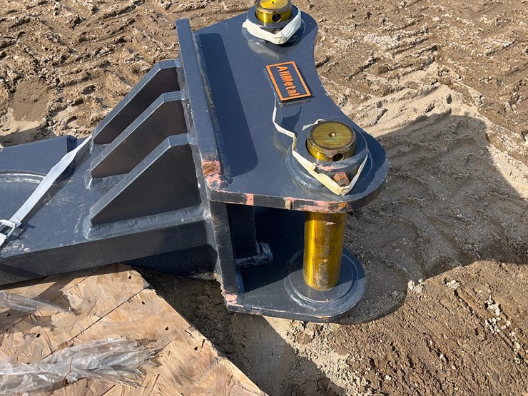 excavator-frost-tooth-image-4