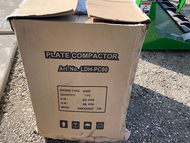 landhero-plate-compactor-image-4