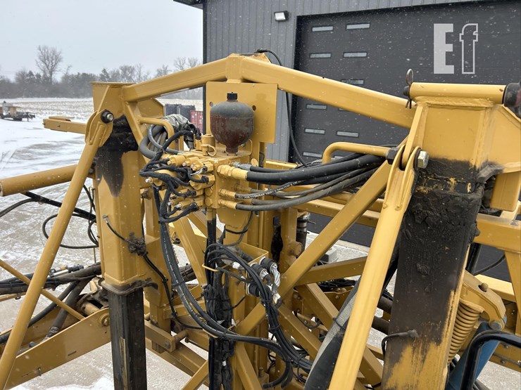 2012-ag-chem-rg1100-image-56