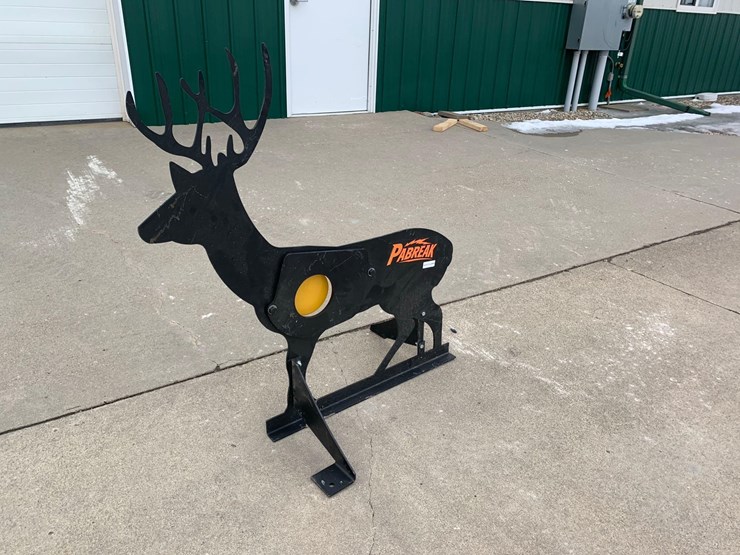 ar500-steel-deer-shooting-target-with-heart-flapper-image-1