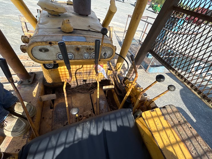 caterpillar-d4d-image-19